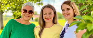 Drei Frauen in der Natur – strahlend schön und unterschiedlichen Alters – zeigen, dass Pure Elements Naturkosmetik für alle Generationen geeignet ist. Daneben der Text: „Die echte Deutsche Qualität – Aus dem Herzen Bayerns. Wir produzieren alle unsere Produkte ausschließlich innerhalb Deutschlands. So können wir die absolute Sicherheit der Nutzung unserer Produkte garantieren.“